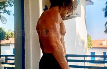 Coach sportif professeur de yoga masseur ayurvédique