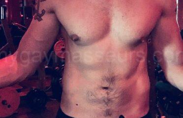 Najem Paris spécialiste du massage naturiste californien trantrique