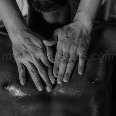 AYAM Le Garçon Masseur