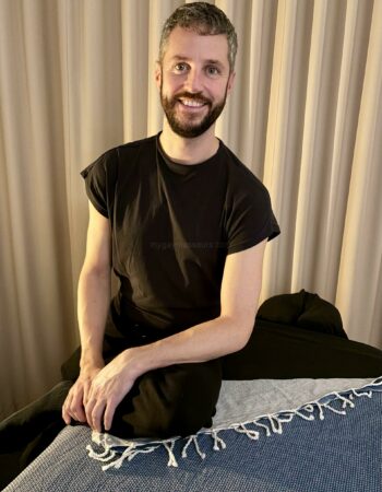 Aurélien • Massage bien-être inclusif