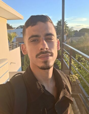 Maks_Mkns