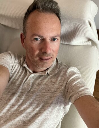 Massage gay naturiste Paris 20 Gambetta